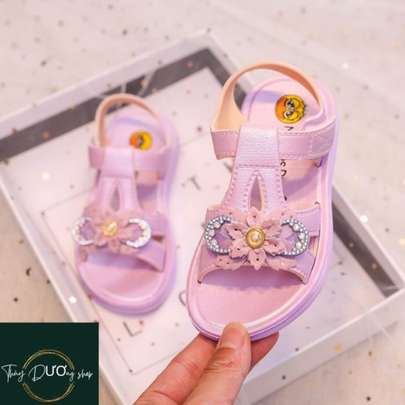 Dép sandal bé gái.Sandal quai hậu cho bé gái đính lơ xinh phong cách hàn quốc