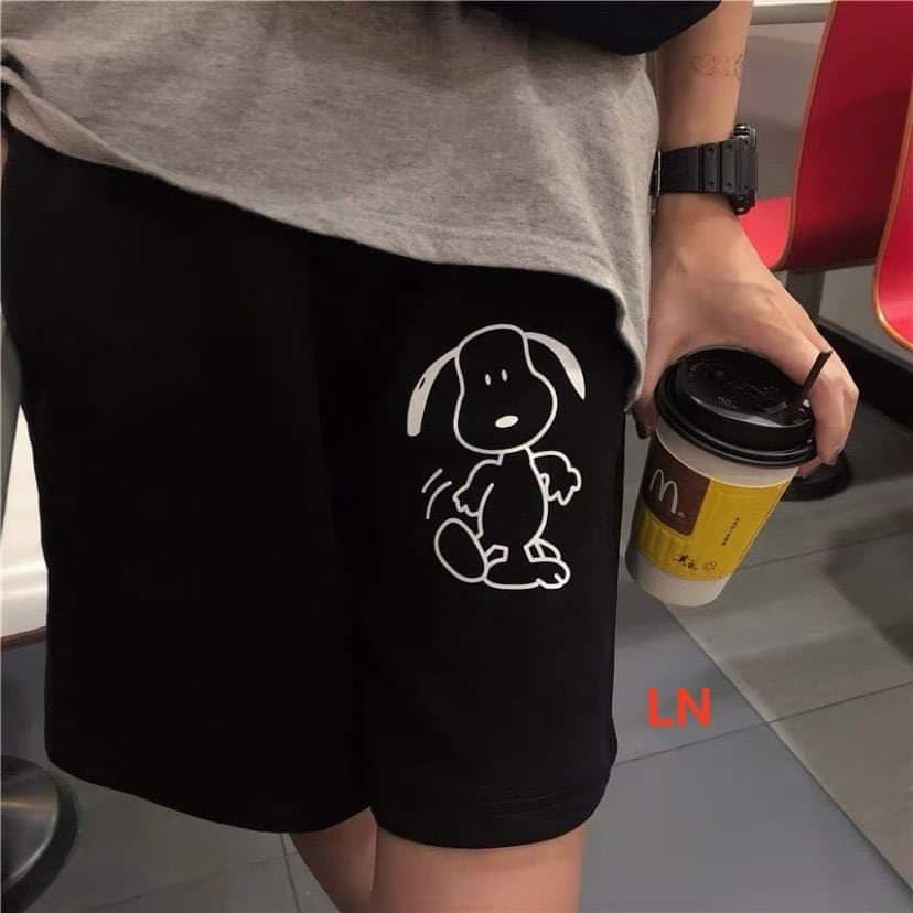 Quần short họa tiết chó con ép nổi