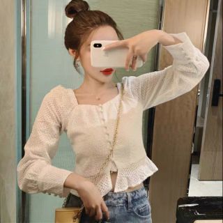 (SẴN) Áo sơ mi croptop cổ vuông vải móc