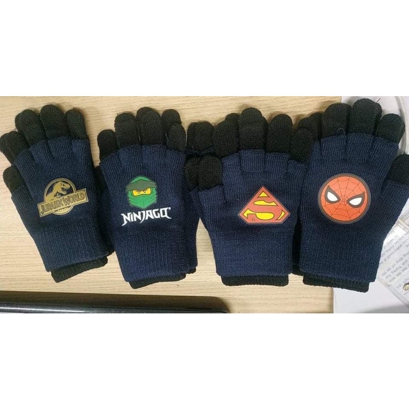 Găng tay bé trai bé gái