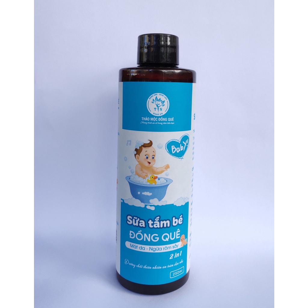 Sữa tắm gội cho bé phòng cảm, ngừa rôm sảy Thảo mộc Đồng Quê - 250ML