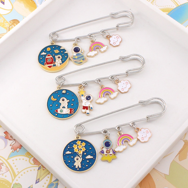 Ghim Cài Áo Hình Phi Hành Gia Hoạt Hình Dễ Thương