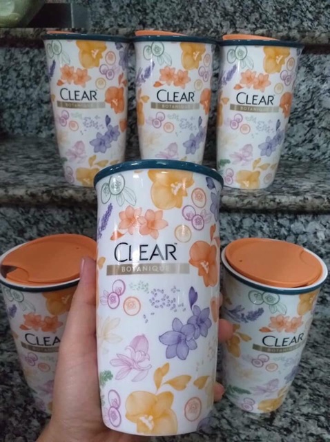 Cốc sứ có nắp đậy