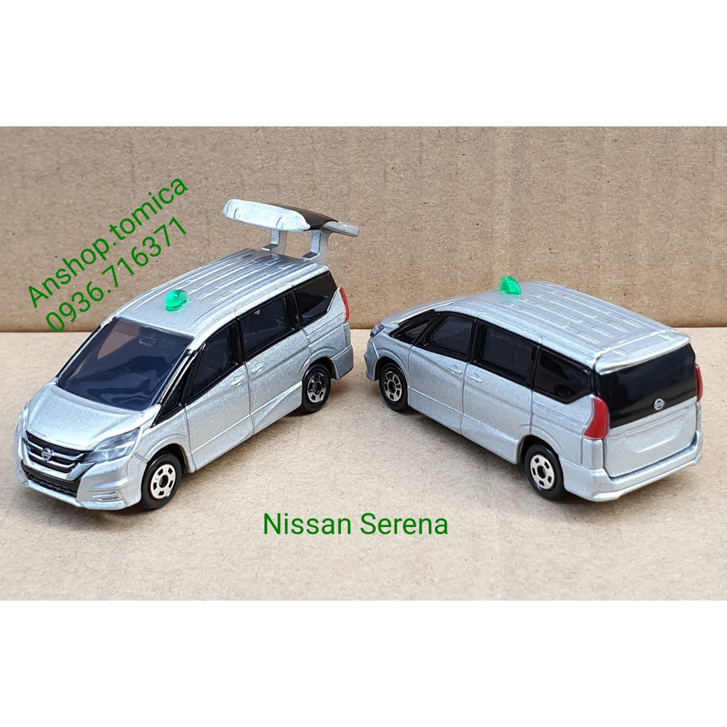 Mô hình xe C. Sát xe dẫn đường đèn xanh tomica Nhật Bản