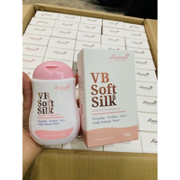 Dung dịch vệ sinh Hanayuki Soft Silk màu hồng