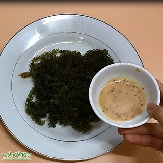 Sốt mè rang trộn salad giảm cân