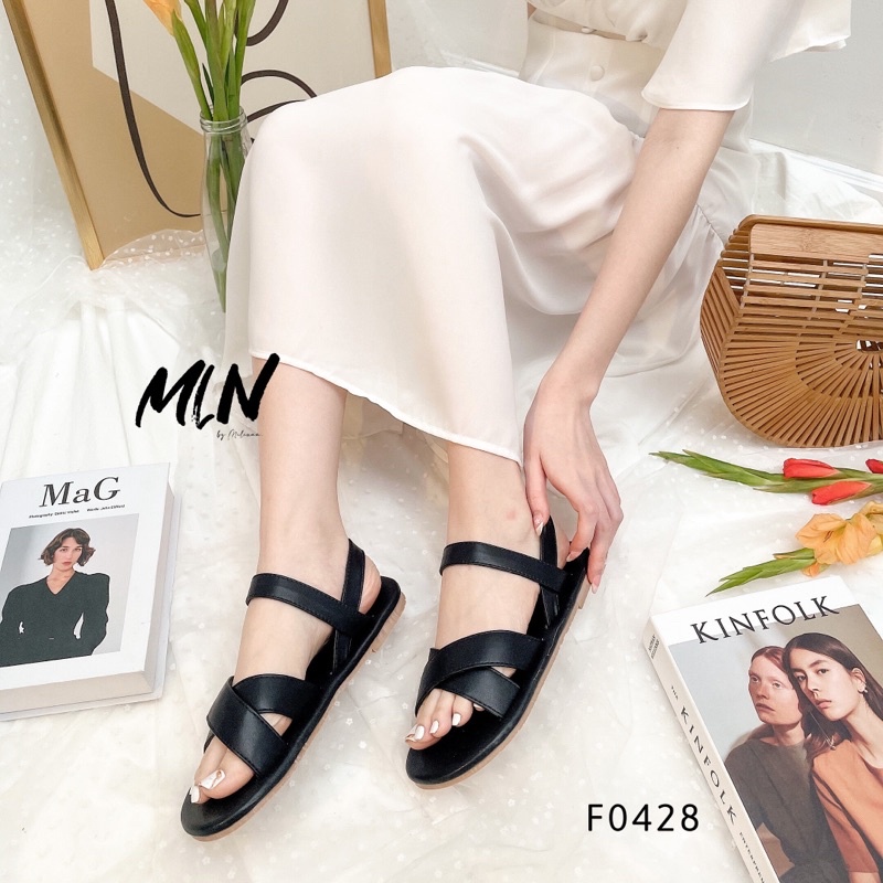 GIÀY SANDAL NỮ ĐẾ BỆT QUAI NGANG PHỐI QUAI CHÉO DA MỀM T91 F0428