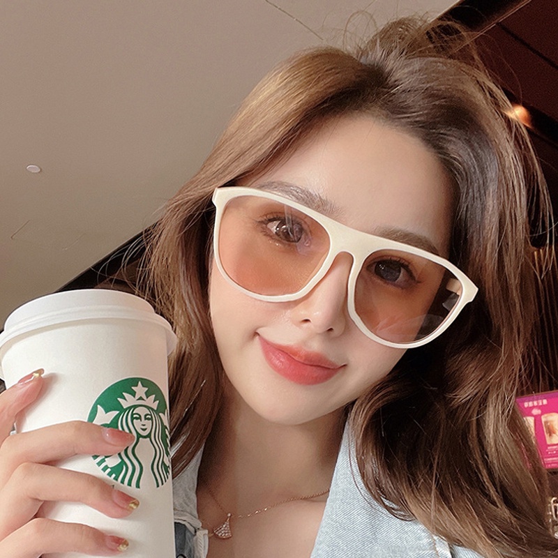 Kính Mát Chống Tia UV400 Hình Oval Màu Nâu Cổ Điển Thời Trang Cho Nữ