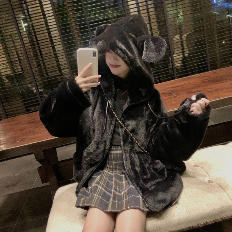 Áo khoác lông tai thỏ giật đáng iuuu ⛄️