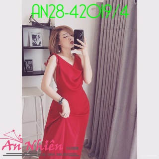 ĐẦM CỔ ĐỔ LƯNG TRẦN GỢI CẢM