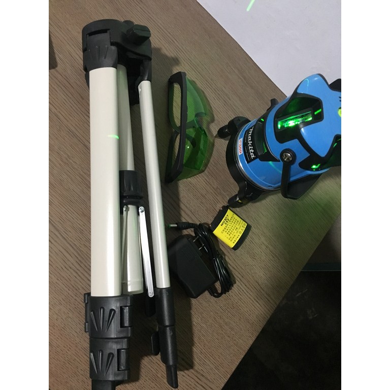 MÁY CÂN NƯỚC MAKITA   -5 TIA XANH