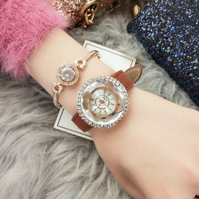 (Thanh lý 180-&gt; 140k) Đồng Hồ Nữ GBAILI Mặt Thấu Kính Đắp Nổi (Có Clip+ Ảnh Thật)