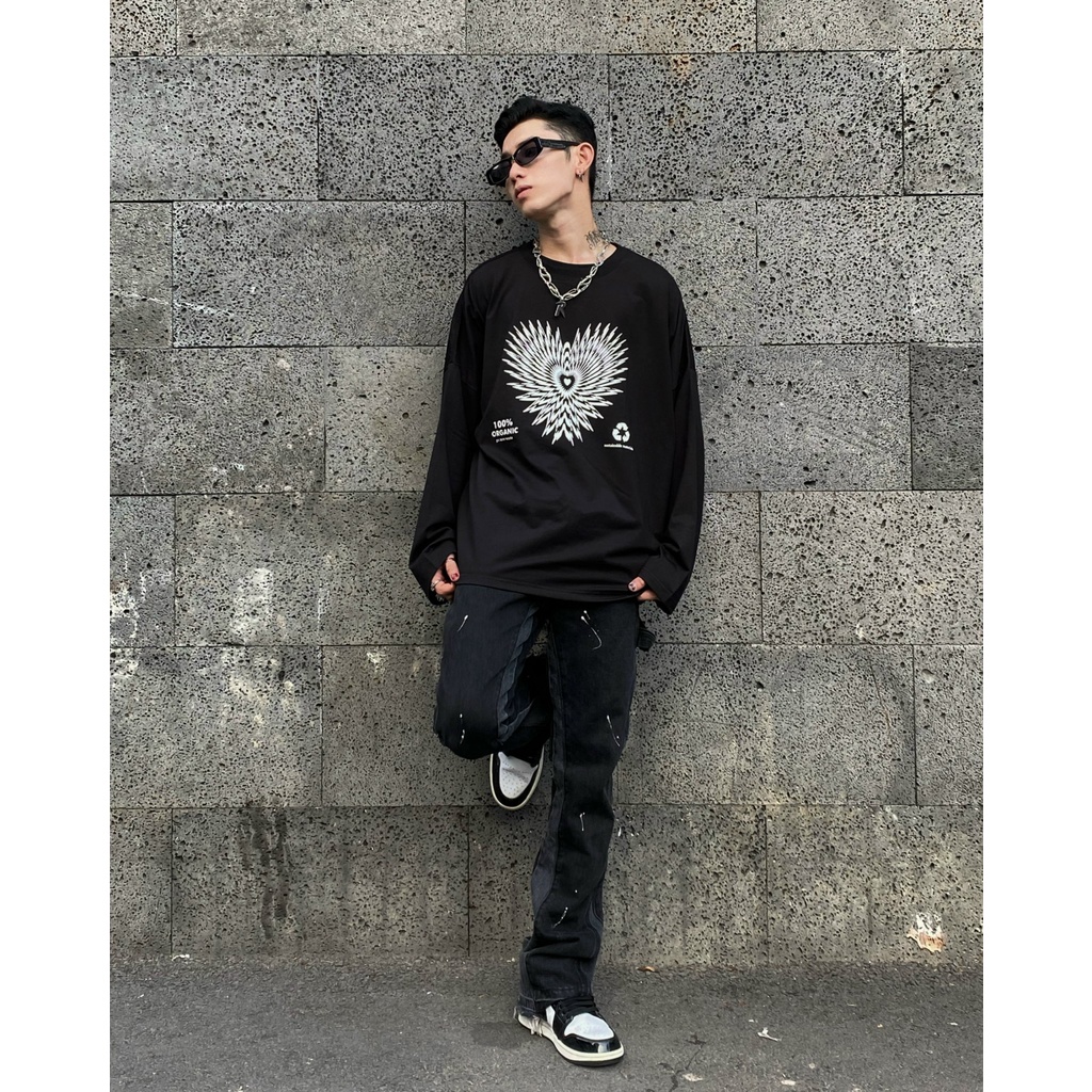 Áo thun ZOMBIE® Heart Long Sleeve Tee In Black