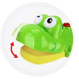 Cá sấu biết bò có nhạc cho bé winfun 000699