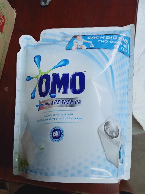 Nước giặt Ômô matic Comfor 2.4kg