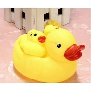 Đàn vịt tắm chip chip