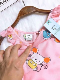 Bộ lanh lụa dễ thương cho bé gái