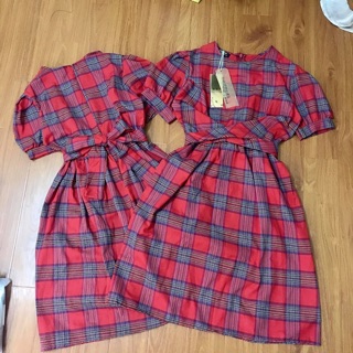 Váy kẻ Vintage