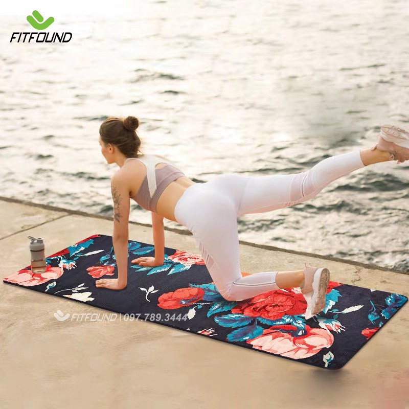 Thảm tập Gym Yoga TPE 6mm + Microfiber  in hoa chống trơn cho người cơ địa nhiều mồ hôi tặng  dây buộc