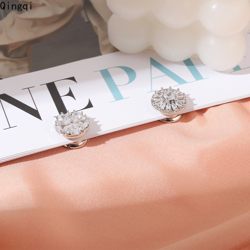 Ghim cài áo MISS ZOE hình hoa đính đá thời trang