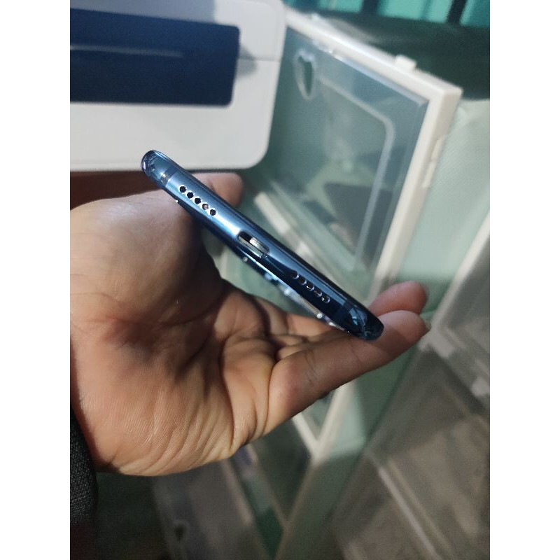 Màn hình Mi 8 Zin hãng mới 100% liền khung