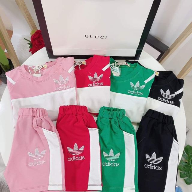 Bộ adidas cho bé