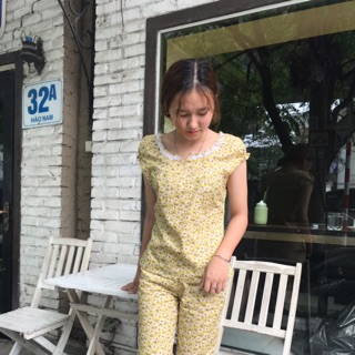Bộ thô mặc nhà cổ phối ren sang chảnh
