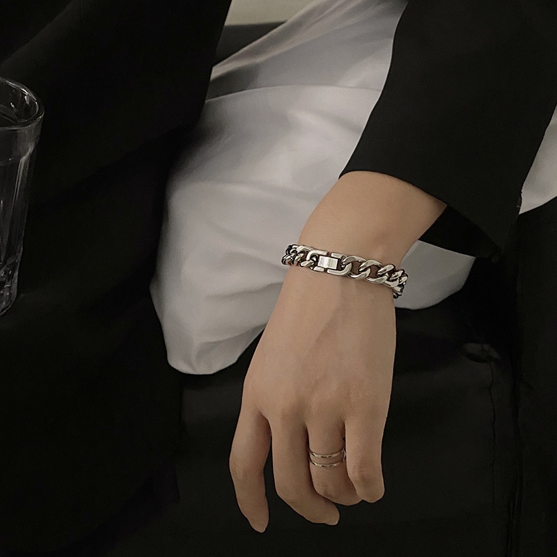 Vòng Đeo Tay Bằng Thép Titan Phong Cách hip hop Thời Trang Cao Cấp Cho Nam