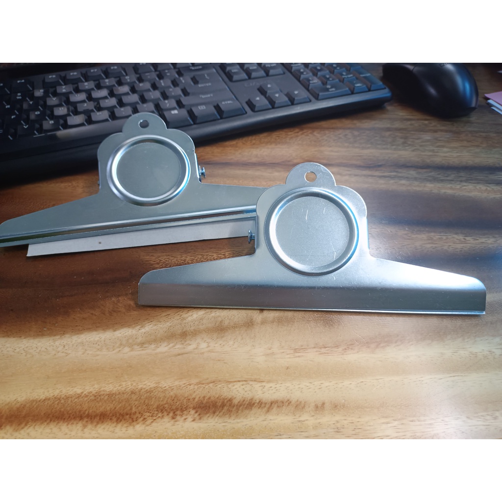 KẸP SẮT SIÊU ĐẠI