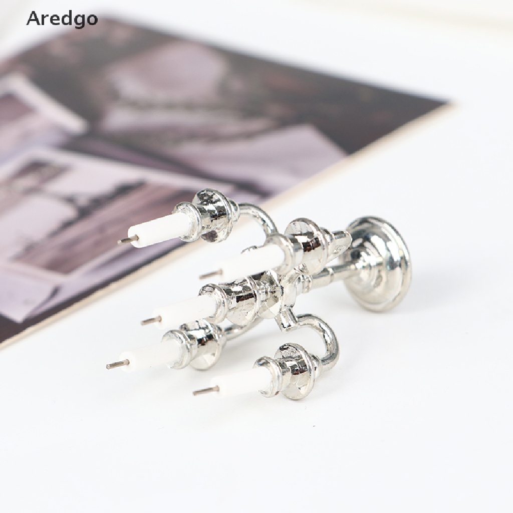 1 set chân nến và đế nến trang trí nhà búp bê