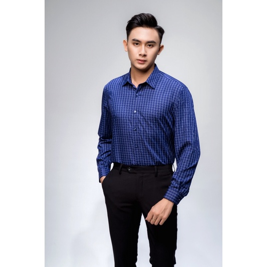 Áo Sơ Mi Nam Tay Dài Owen AR22747D Màu Kẻ Caro Xanh Đậm Dáng Regular Fit Không Túi Chất Liệu Sợi Tre Cao Cấp