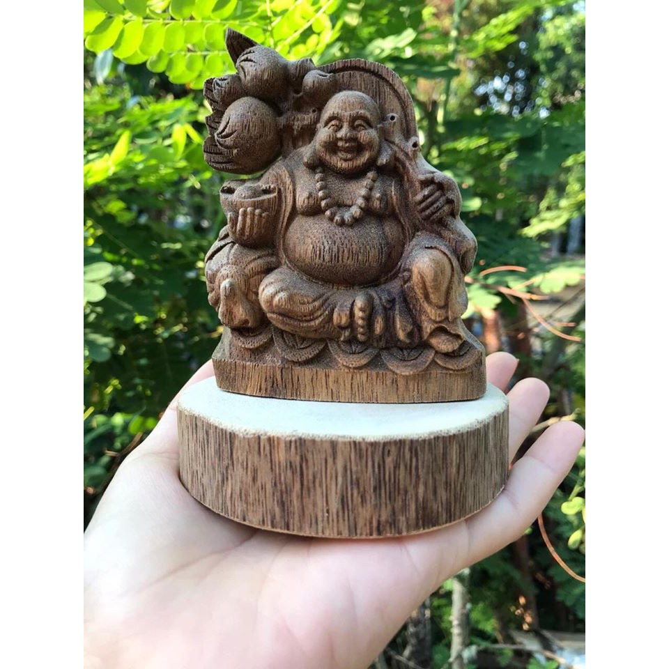 Tượng phật Di Lặc gỗ trầm hương tốc tự nhiên cầu bình an, may mắn và sức khoẻ đặt bàn làm việc