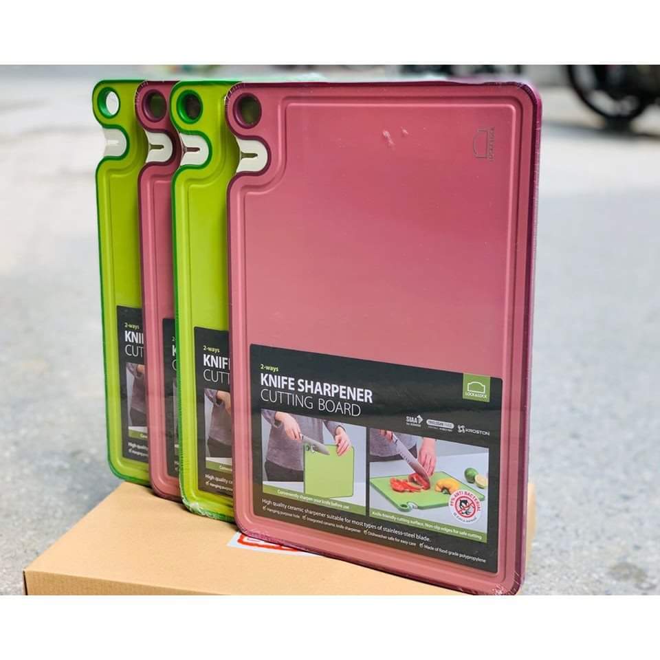 Thớt kháng khuẩn kèm mài dao Lock&Lock
