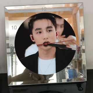 Đồng Hồ để bàn in hình ca sĩ Sơn Tùng MTV - Nhận in hình lên đồng hồ theo yêu cầu - Sky15