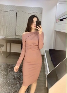 Váy body lệch vai
