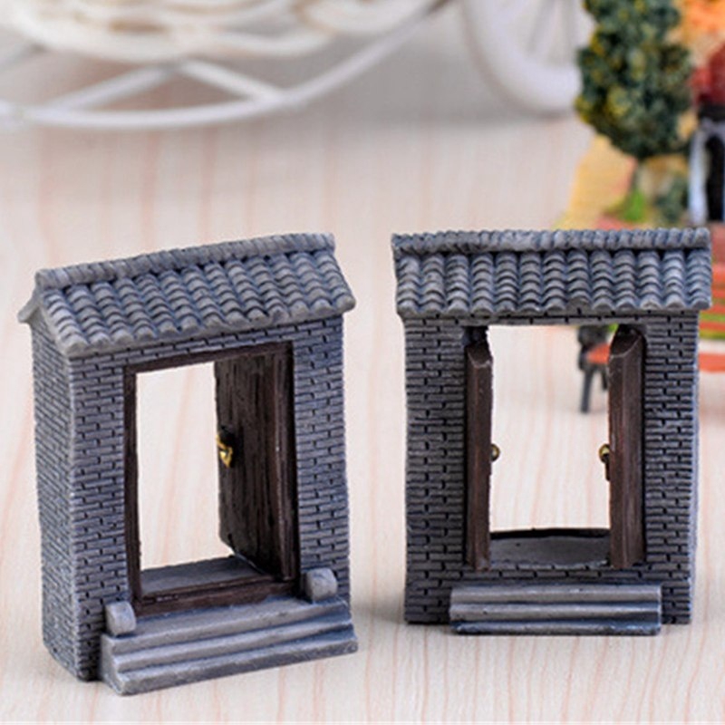 Đồ trang trí mini hình cửa nhà bằng resin
