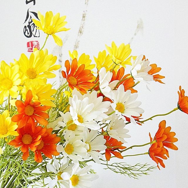 Hoa lụa để bàn , hoa cúc họa mi cao cấp một cành 5 bông siêu đẹp