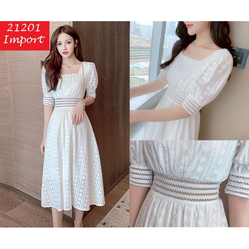 Tấm Vải Cotton Thêu Họa Tiết Dùng May Đầm Trượt Patin Ddc21201