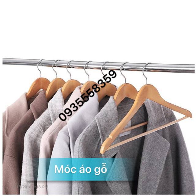 Móc gỗ có thanh ngang vàng xoay 360 độ_loại 1