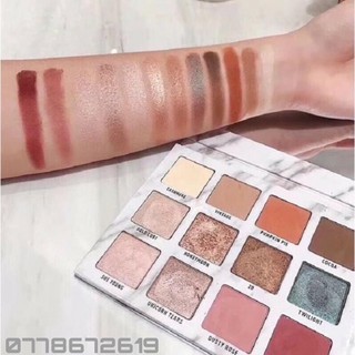 Set phấn mắt 12 ô Vân Đá kèm cọ
