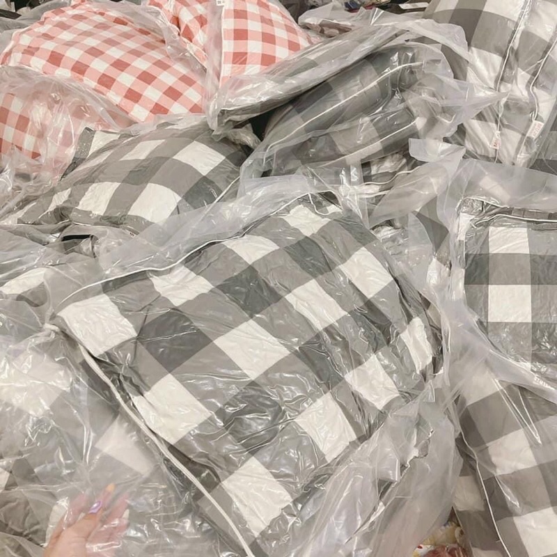 1 Đôi Ruột gối muji kẻ caro cao cấp 50 x 70cm màu xám và cam