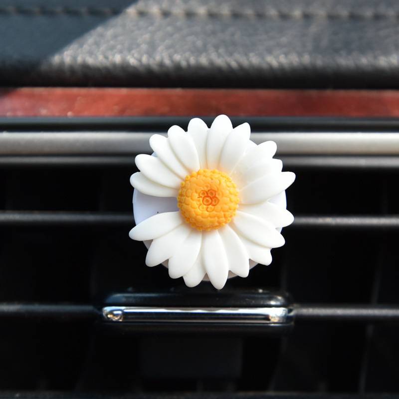 Sáp Thơm Oto Cài Cửa Gió Hình Chú Thỏ Cà Rốt Dễ Thương