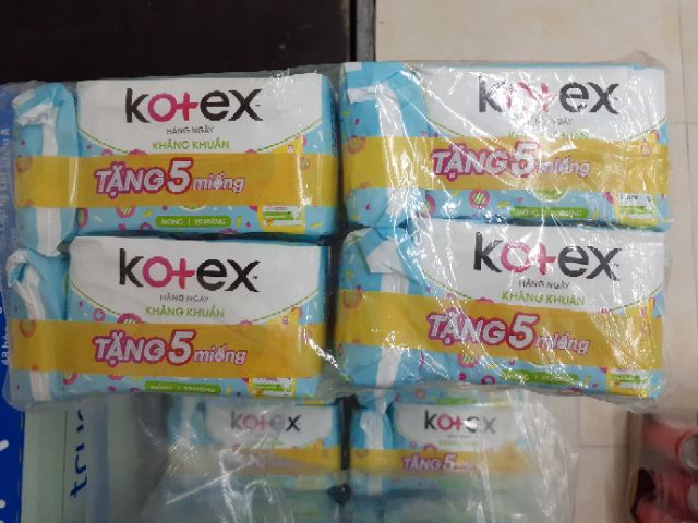 Băng vệ sinh Kotex hàng ngày