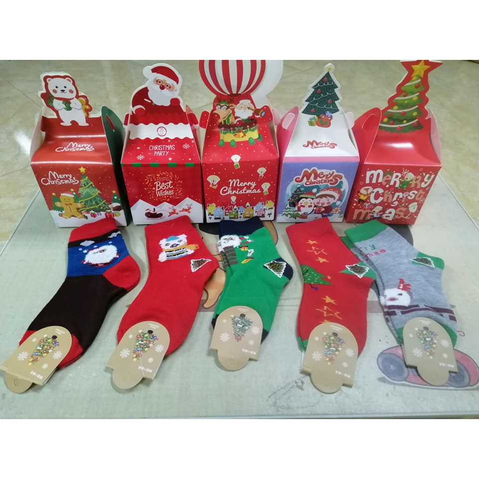 [Giá Sỉ] Combo 1 Hộp đựng quà + 1 đôi tất NOEL Kute cho bé | BigBuy360 - bigbuy360.vn