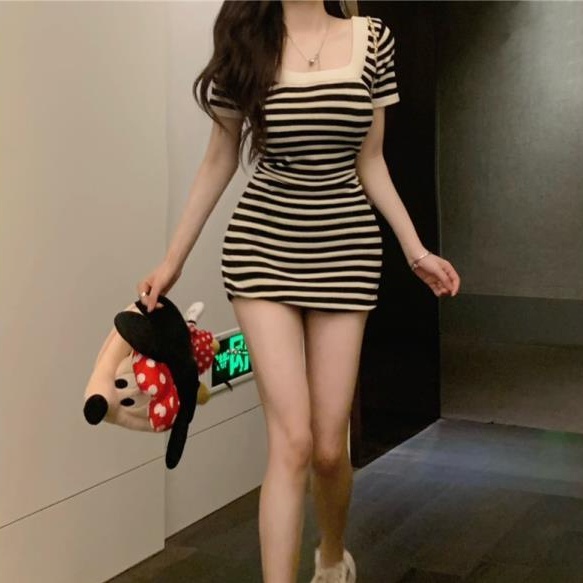 Đầm Tay Ngắn Cổ Vuông Ôm Eo Họa Tiết Kẻ Sọc Thời Trang Mùa Hè Phong Cách Hàn Quốc Mới Cho Nữ