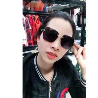 Kính đẹp cản uv