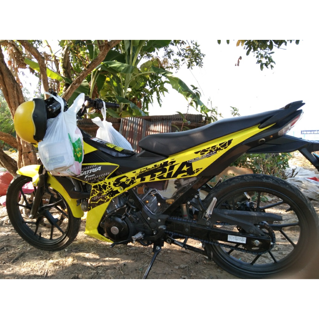 Tem Rời Satria Báo Đốm Vàng Chữ Đen