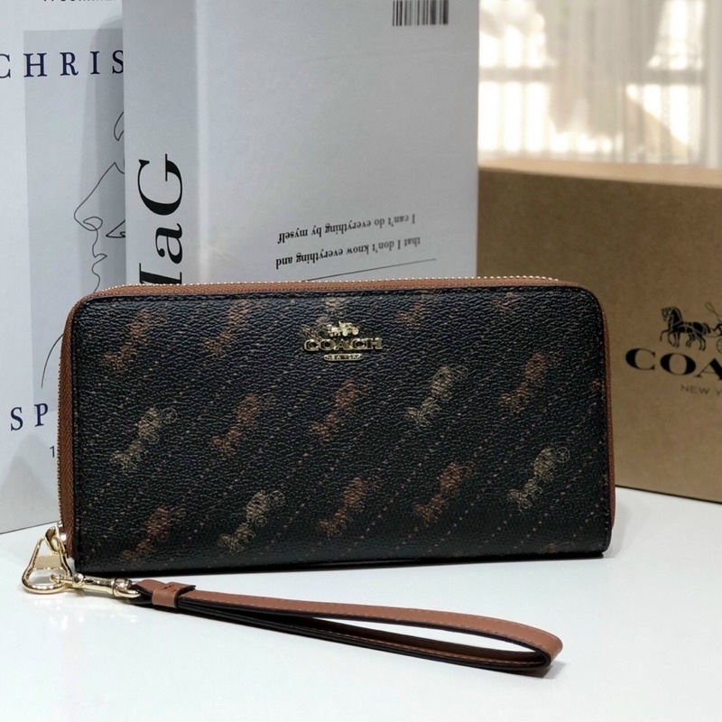 VÍ COACH LONG ZIP C3537