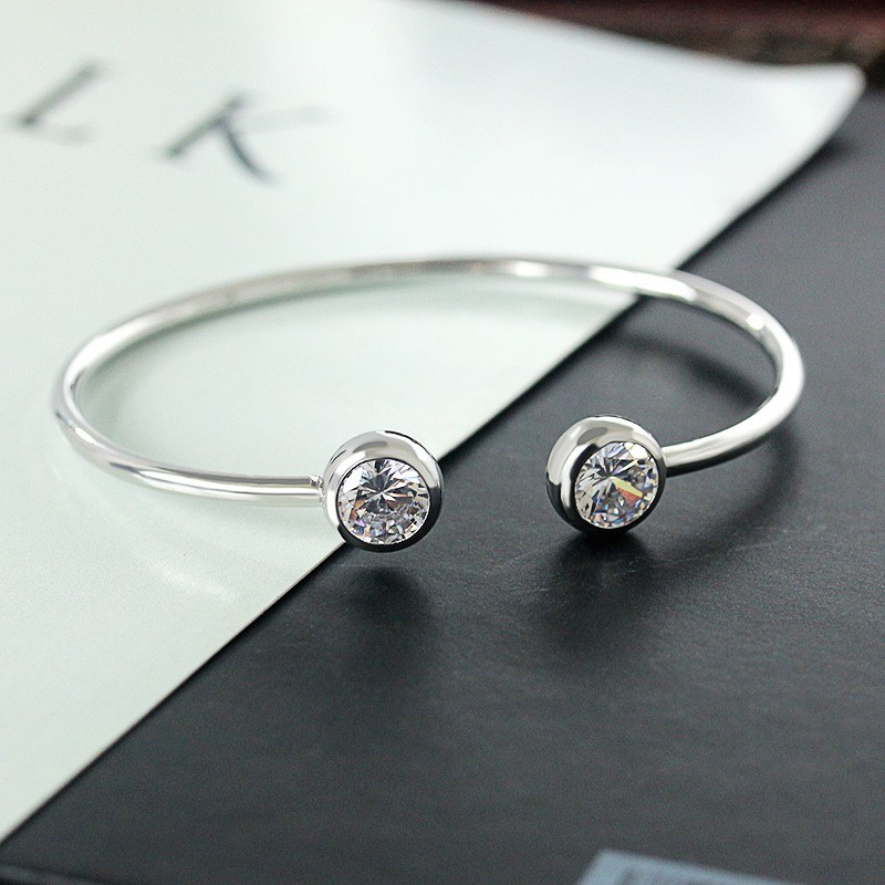 Vòng tay màu đồng đính đá đơn giản thanh lịch cho nữ