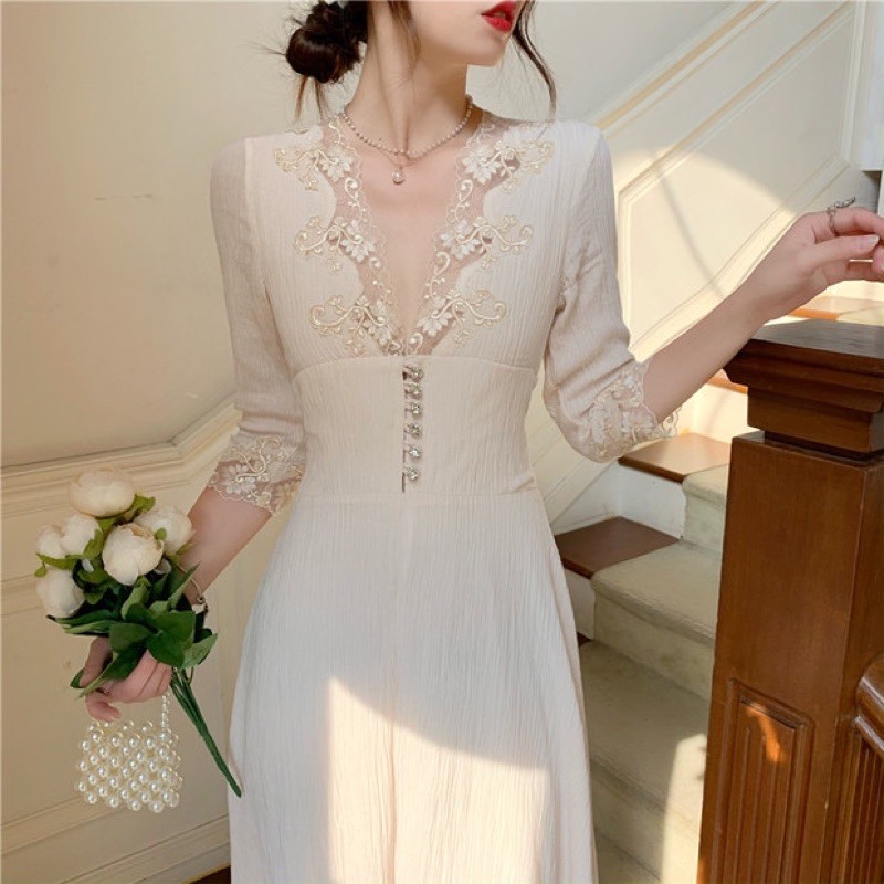 [SẴN-có ảnh thật]Đầm dài Emilia Dress cổ V viền ren sang trọng phong cách vintage cổ điển